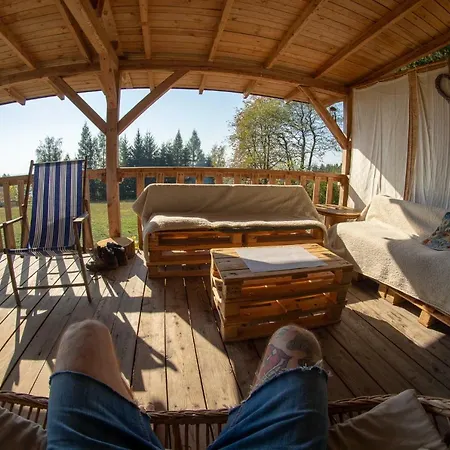 Maringotka Ticha Lüks kamp alanı Dvůr Králové nad Labem