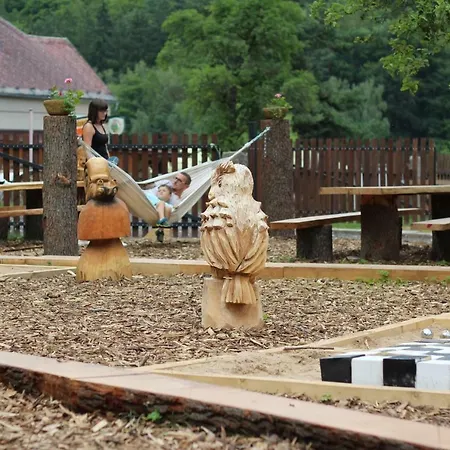 Maringotka Ticha